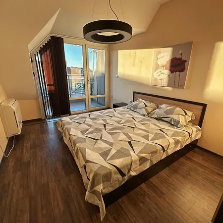 By The Sea Apartment *